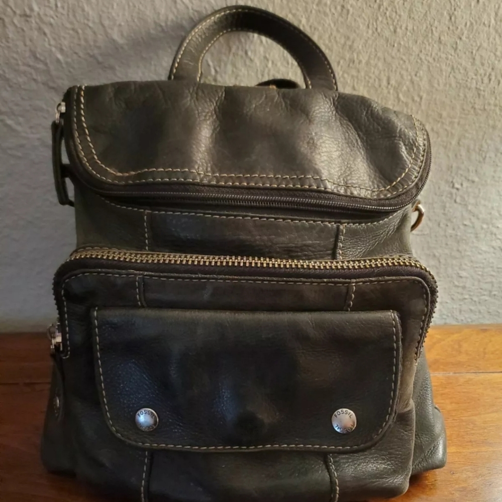 VTG Fossil Pebbled Leather Convertible Backpack
